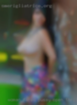 Woman fared pussy open thrills field but firm.